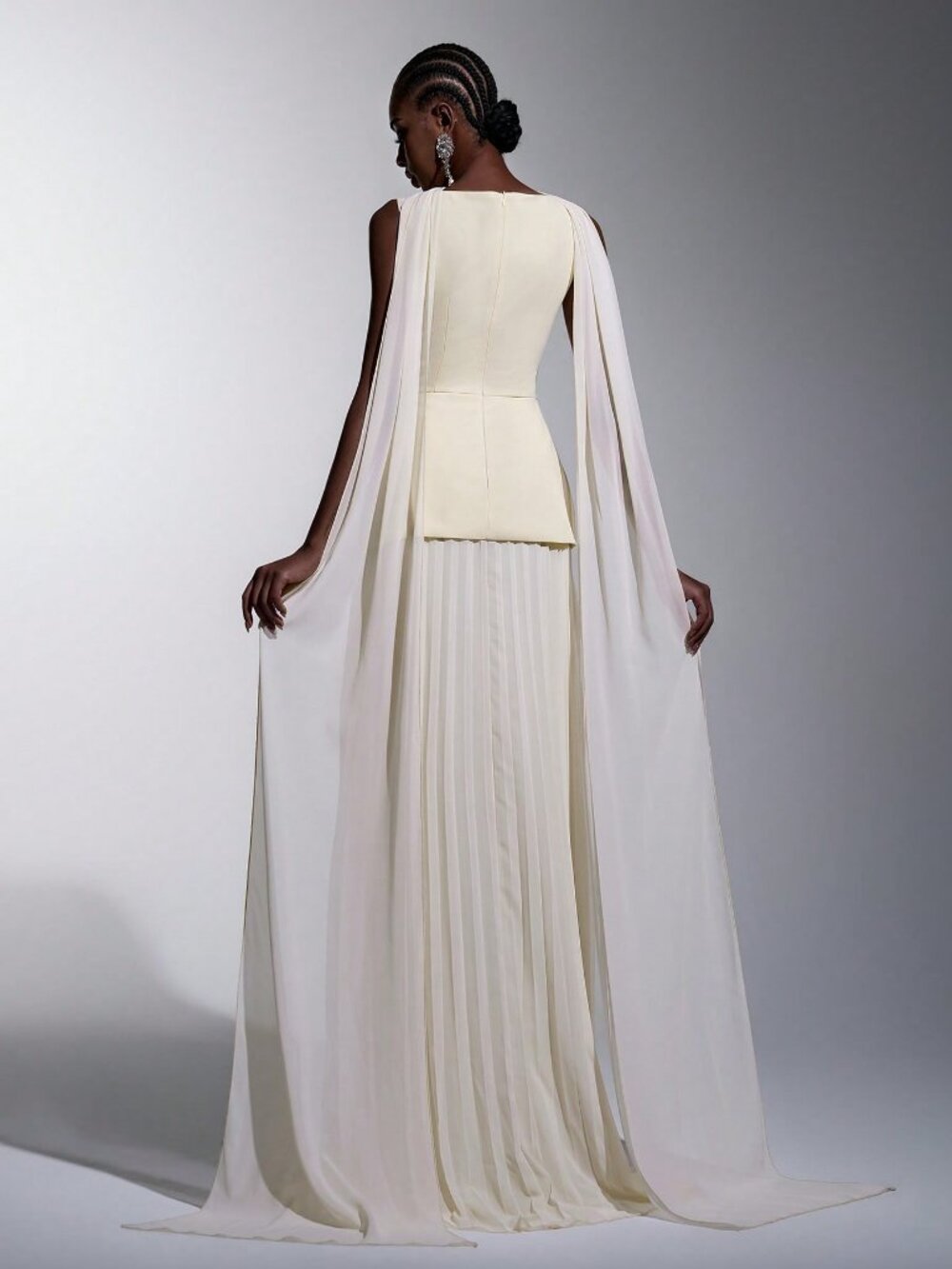 Elegant Women's  Boat Neck Sleeveless A-Line Pleated maxi Dress - Picture 2 of 7
